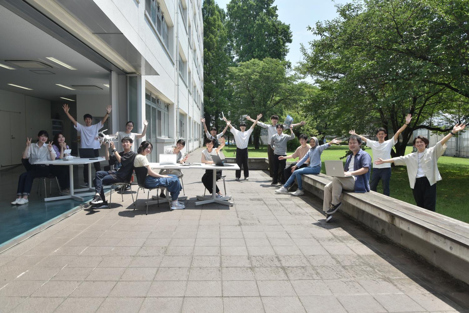  地域デザイン科学部広報学生WGインスタライブ～受験生応援編～